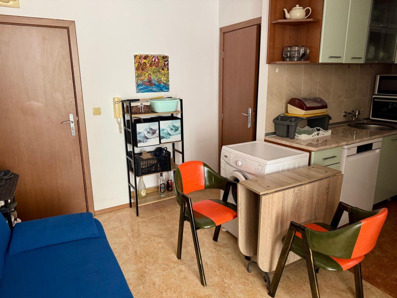 Просторная квартира с одной спальней и дополнительной спальной зоной в Солнечном Береге – 200 м от пляжа