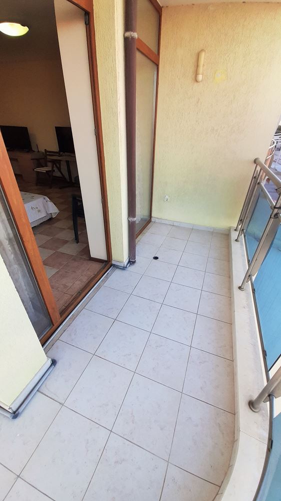 Эксклюзивное предложение на первой линии в Солнечном Береге – простор, роскошь и отличная инвестиция с видом на море