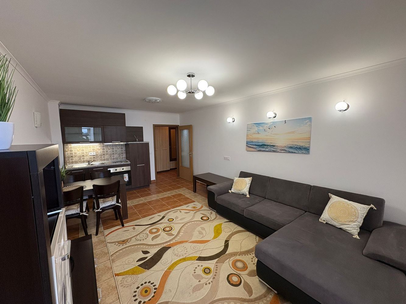  Панорамная двухкомнатная квартира на первой линии в Поморие с прямым видом на море