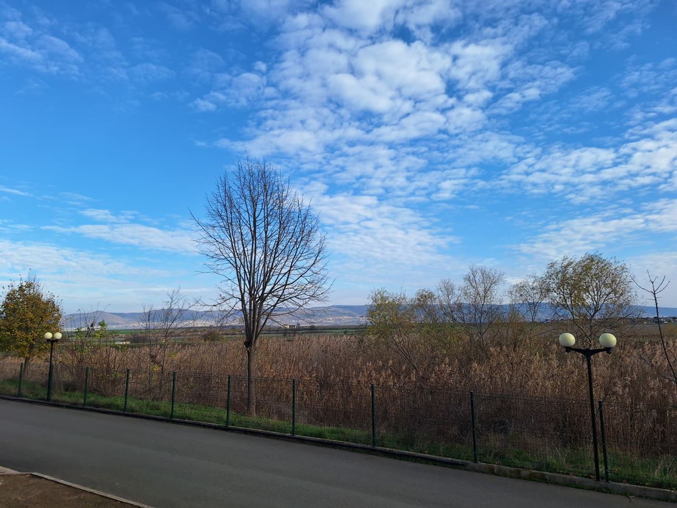 Просторная квартира с одной спальней в люксовом комплексе с бассейнами и спортивными удобствами