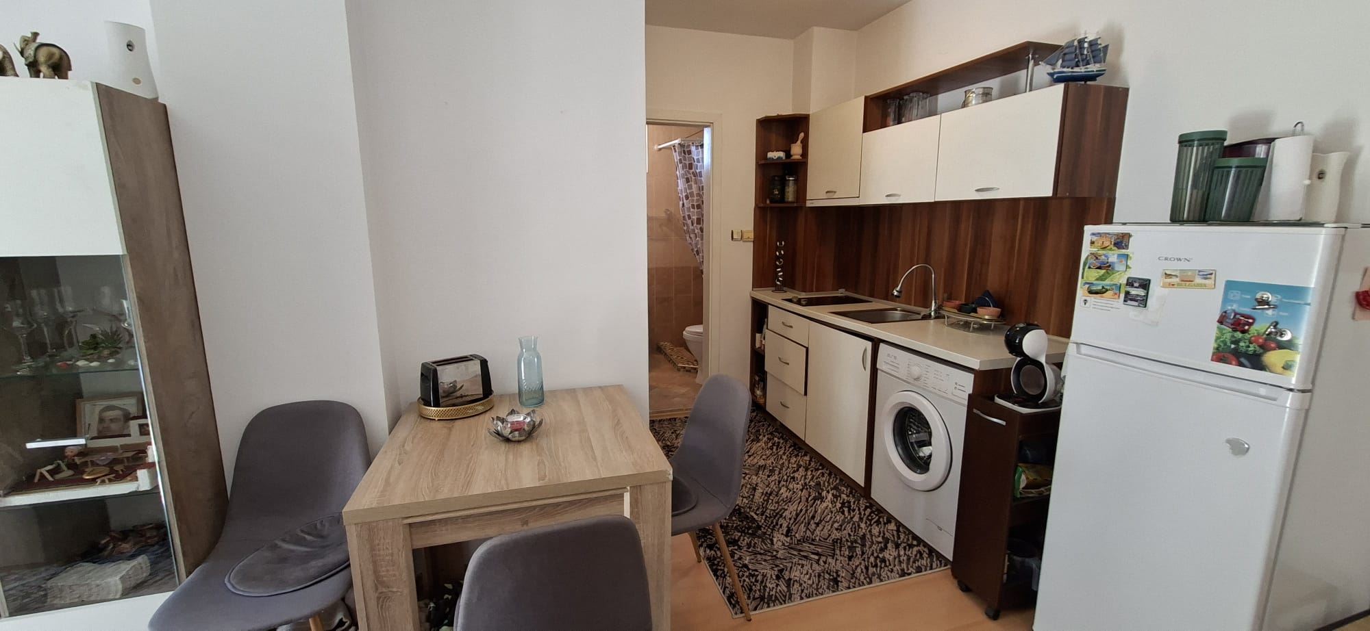 Просторная и светлая квартира с одной спальней в ухоженном комплексе рядом с Солнечным Берегом