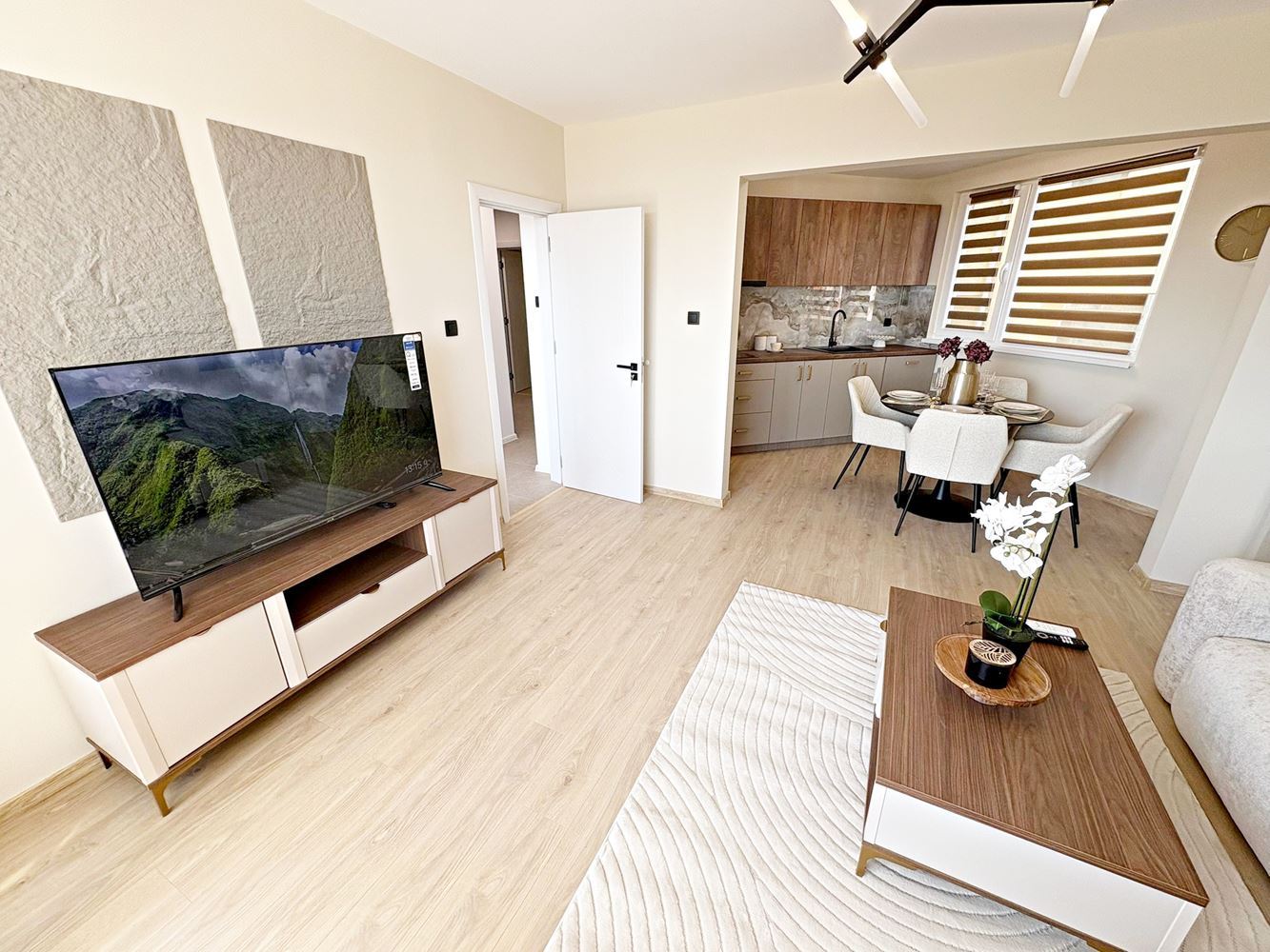 Два независимых жилых пространства с видом на море в центре Святого Власа – дизайнерский интерьер и собственное парковочное место