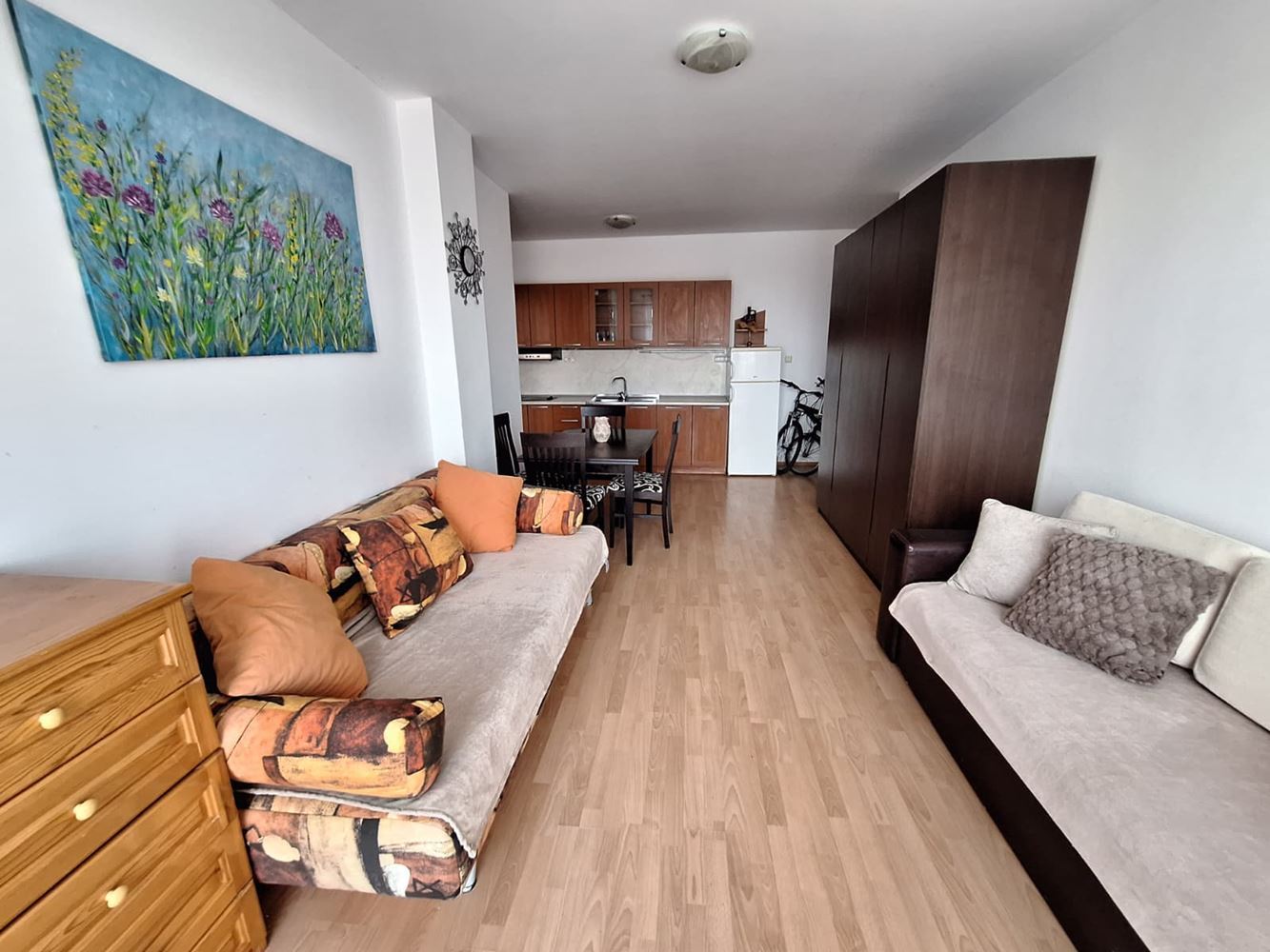 Просторная квартира с одной спальней в люксовом комплексе с бассейнами и спортивными удобствами