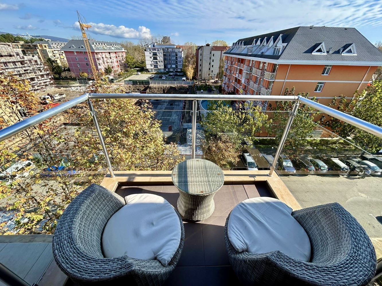 Современная студия в престижном комплексе на Солнечном берегу – идеальна для инвестиций и комфортной жизни