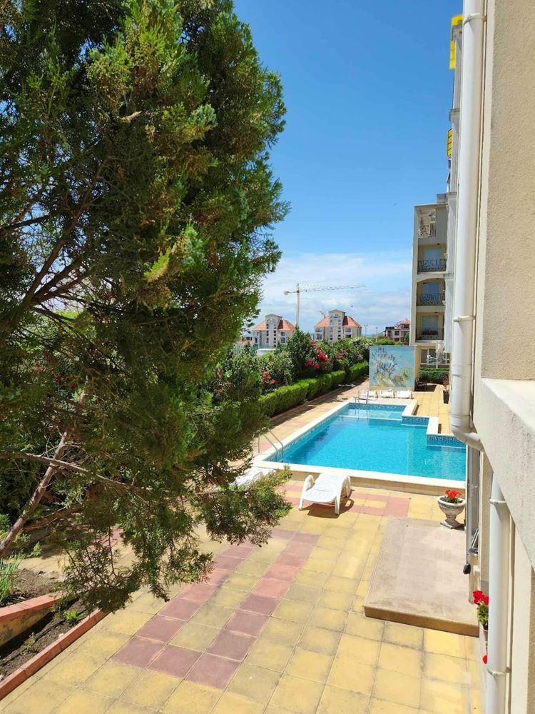 Комфорт и практичность у моря – полностью меблированный апартамент с одной спальней в Святом Власе