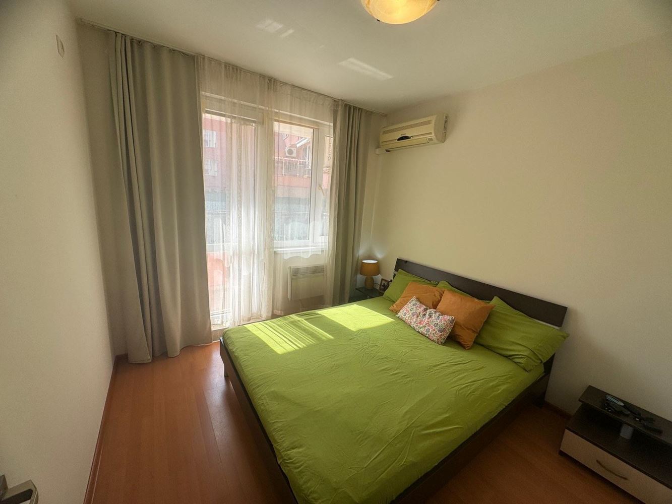 Квартира с одной спальней на первом этаже в Старом городе Поморие – рядом с морем