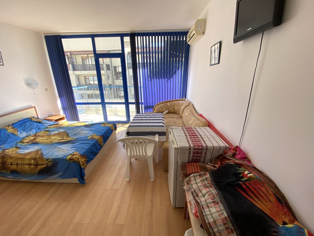 Однокомнатная квартира с видом на море в интересном комплексе