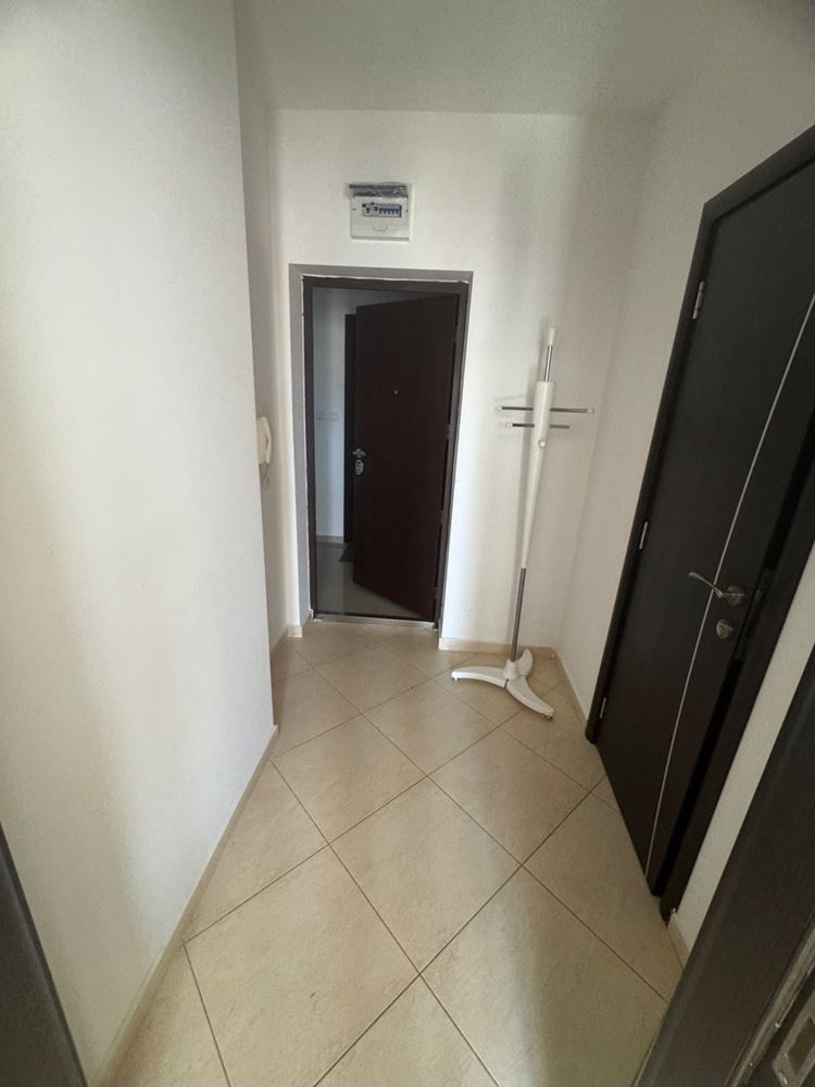 Уютная полностью меблированная студия в 300 м от моря в Поморие – отличная инвестиция и курортная недвижимость