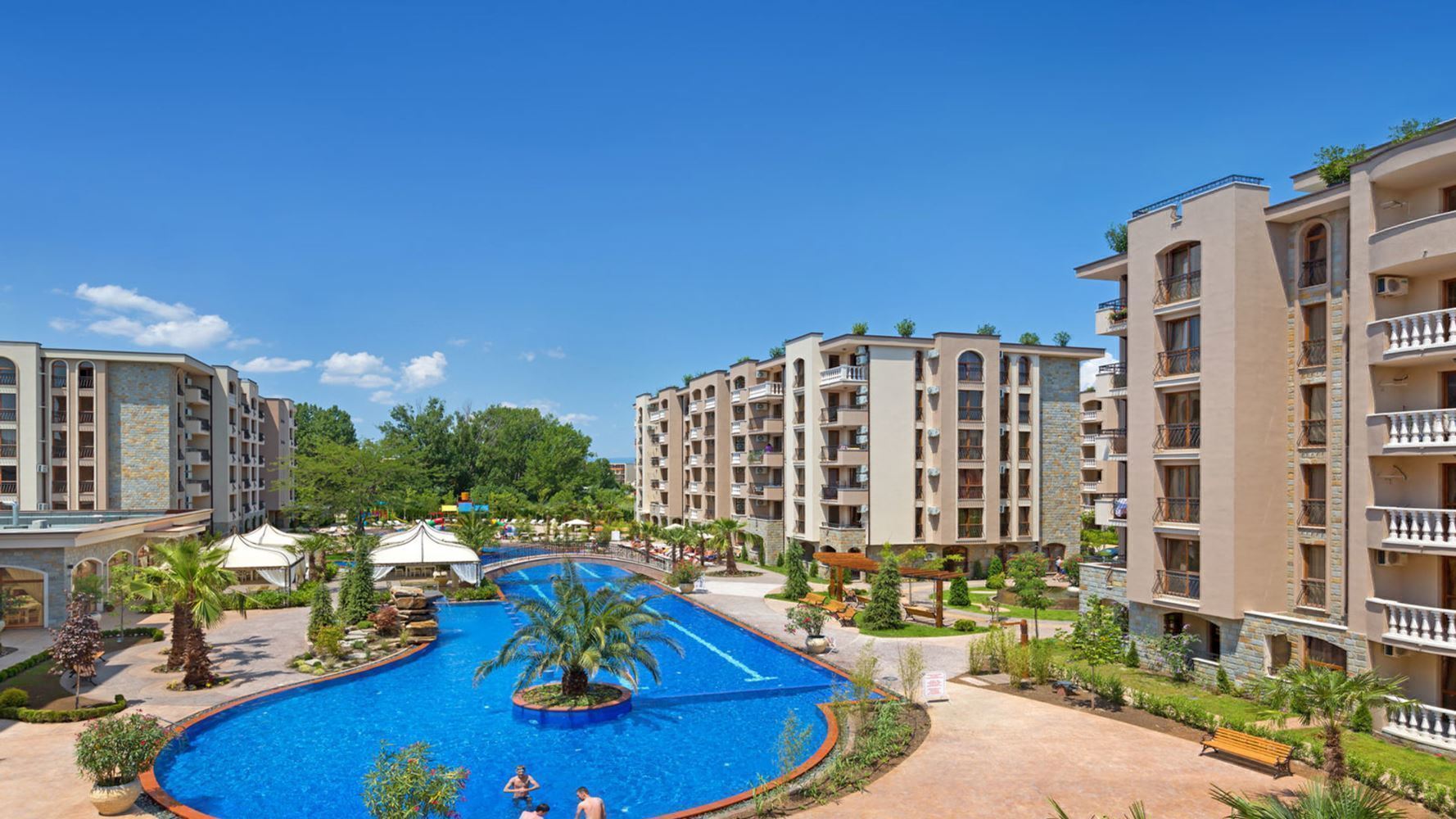 Студия в престижном комплексе в Солнечном Береге – полностью меблированная и готовая к использованию