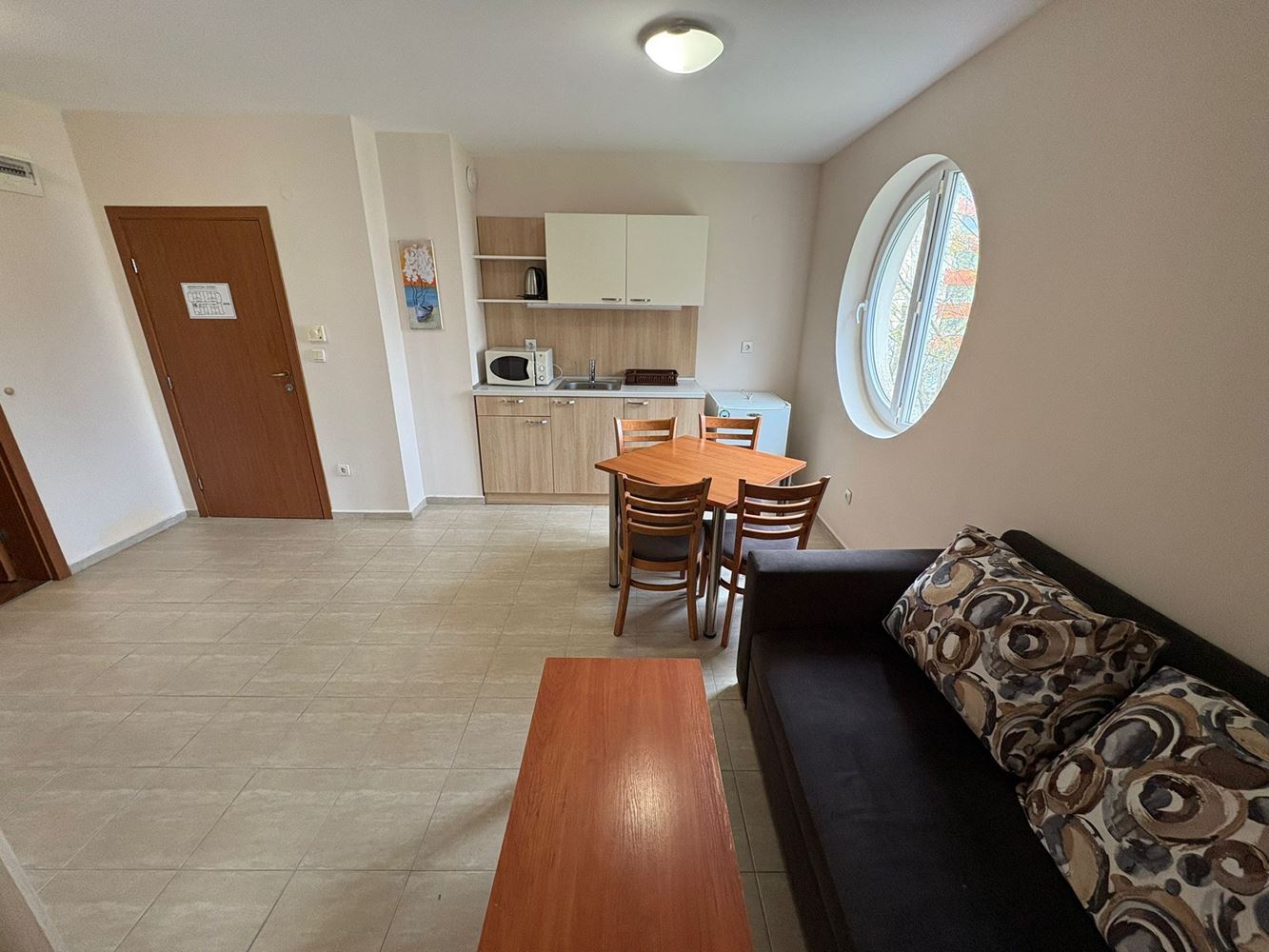 Просторная квартира с двумя спальнями с отличными удобствами и готовая к заселению – идеальная инвестиция и комфортное жильё