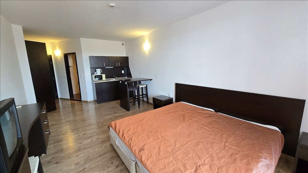 Элегантная студия в элитном комплексе в Сарафово – всего в нескольких шагах от пляжа, роскошь, СПА и бассейн прямо перед вами