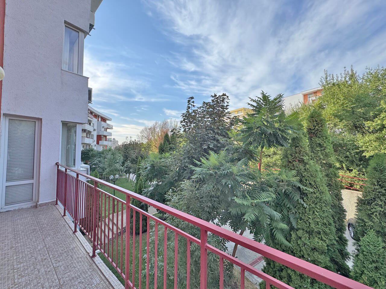 Готова к заселению! Двухкомнатная квартира в привлекательном комплексе в Святом Власе