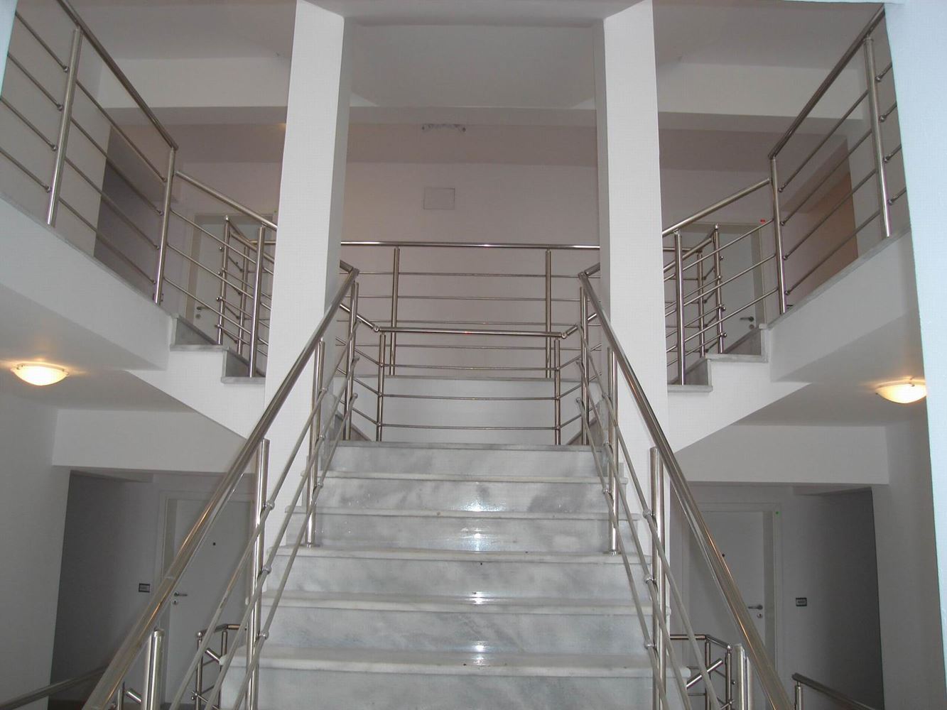 Просторная и современная квартира с одной спальней со всеми удобствами в Помории