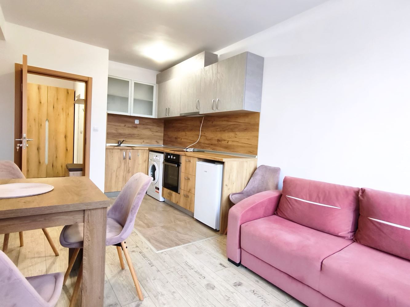 Уютная квартира с одной спальней в новом районе Несебра – без таксы за обслуживание