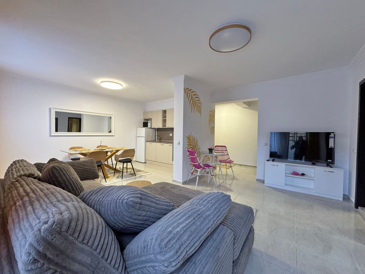 Просторная двухкомнатная квартира в престижном комплексе в Святом Власе – 200 метров от моря