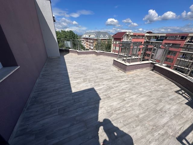 Новое строительство на Солнечном Берегу - большая трехкомнатная квартира без сборов!