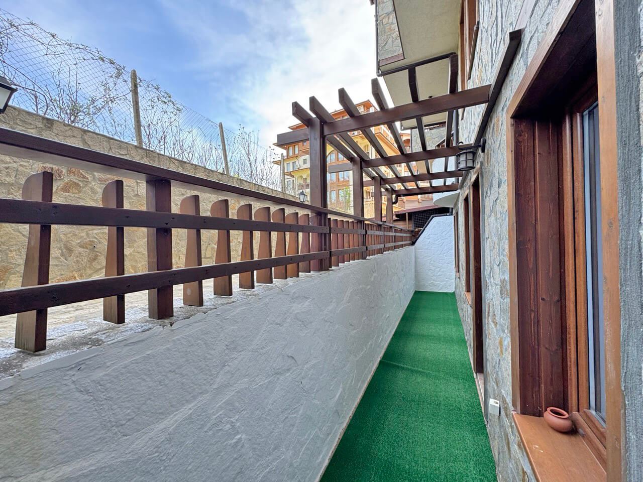 Просторная двухкомнатная квартира в престижном комплексе в Святом Власе – 200 метров от моря