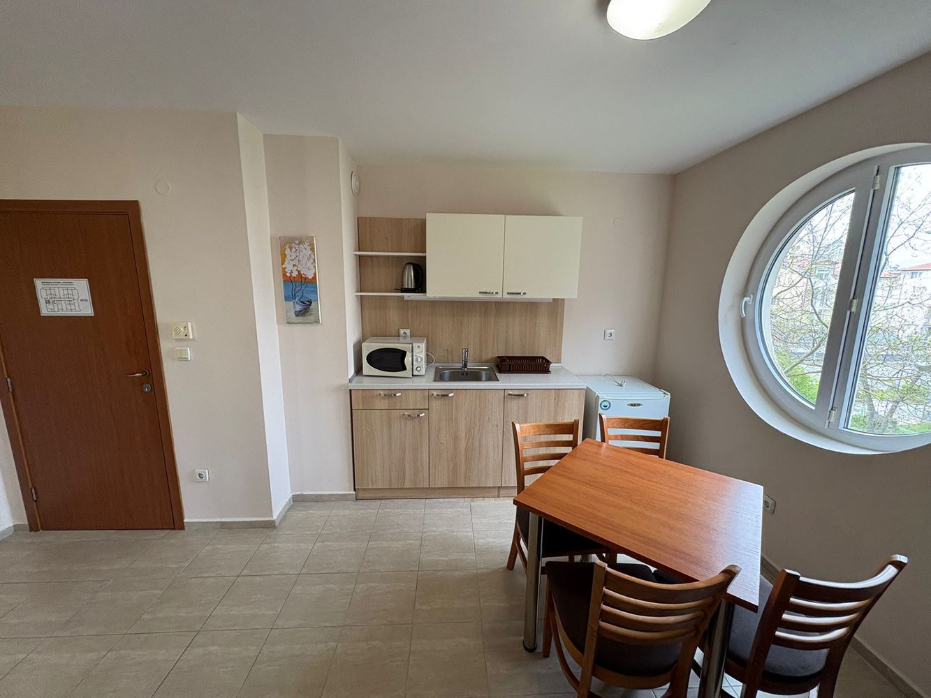 Просторная квартира с двумя спальнями с отличными удобствами и готовая к заселению – идеальная инвестиция и комфортное жильё