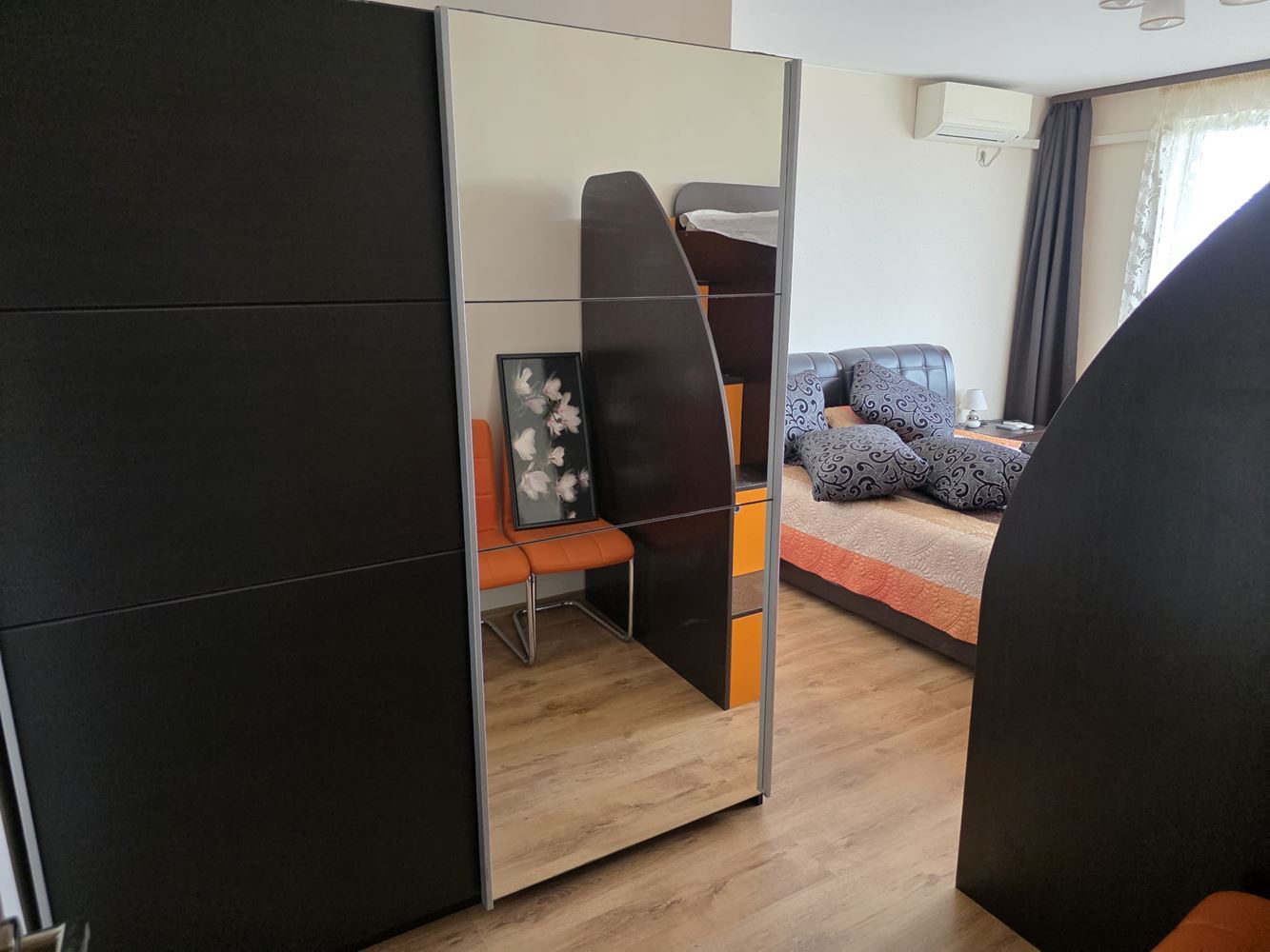 Панорамная квартира с видом на море в Равде – пространство, комфорт и отличное расположение на второй линии