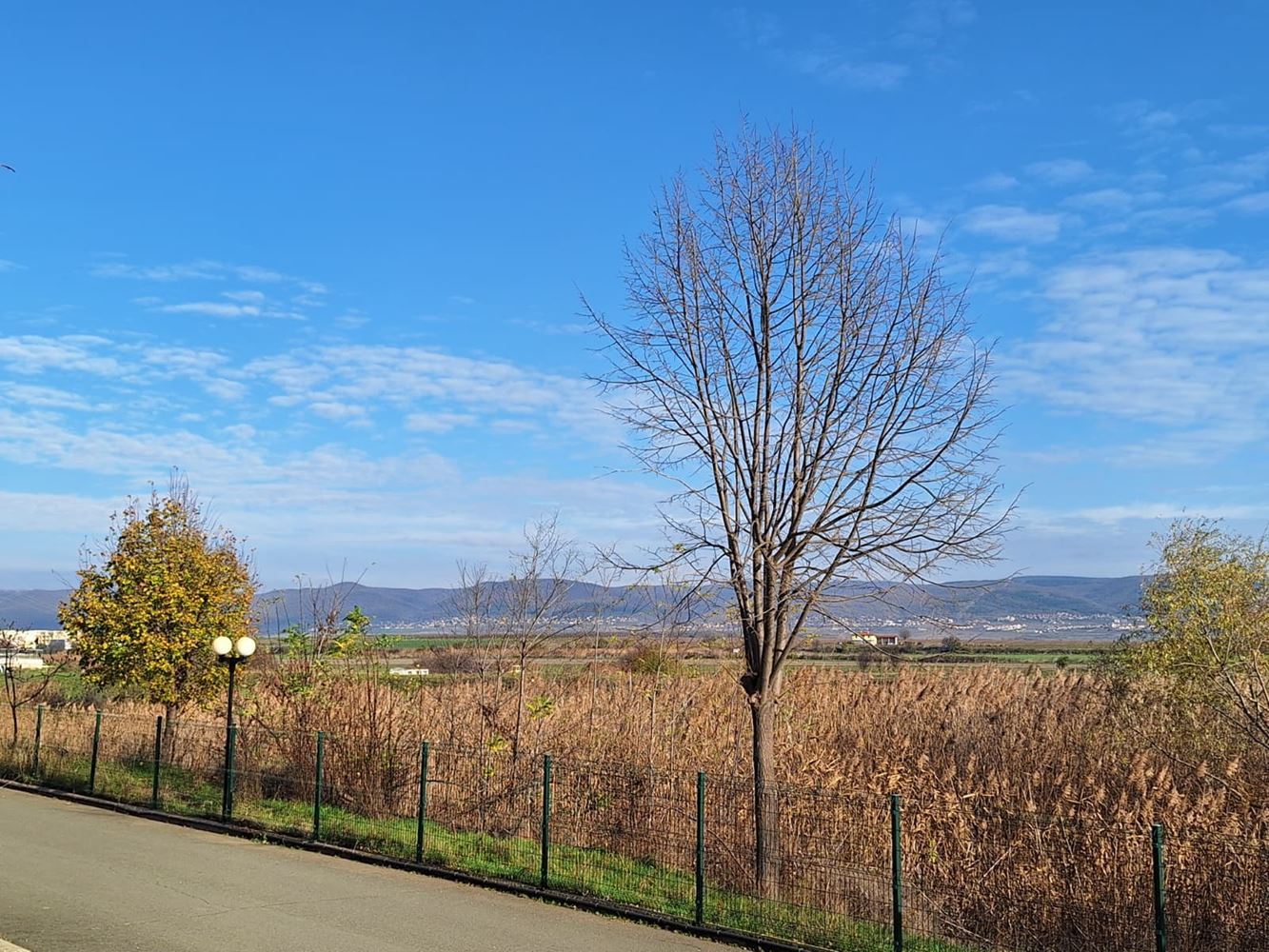 Просторная квартира с одной спальней в люксовом комплексе с бассейнами и спортивными удобствами