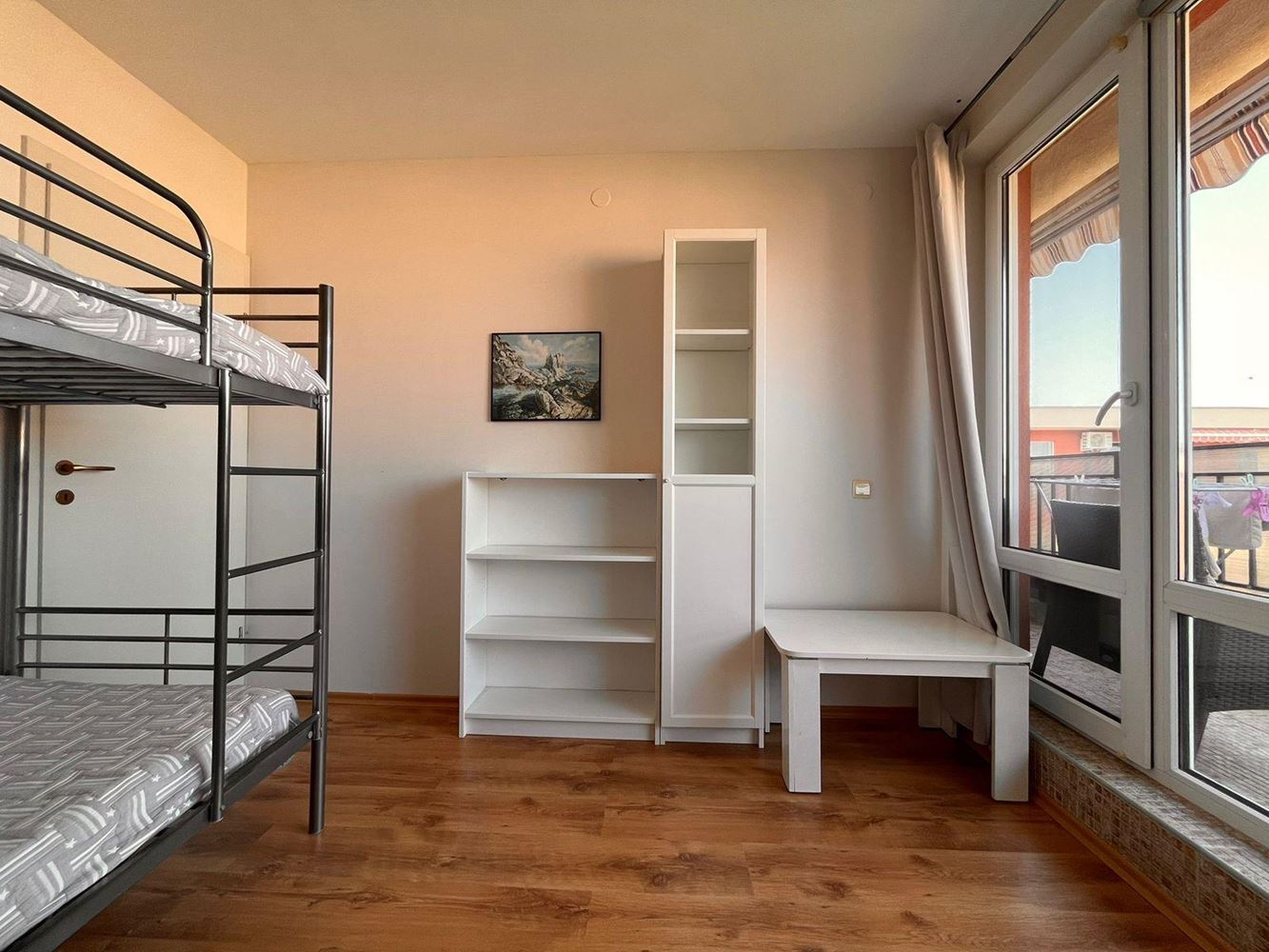 Двухкомнатная квартира в Солнечном Береге – уют, спокойствие и зелёная среда в прекрасном комплексе