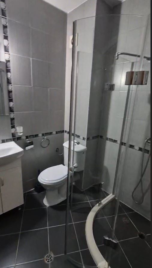 Просторная квартира с двумя спальнями в Солнечном Береге – полностью меблирована, отличная локация и готова для доходной инвестиции