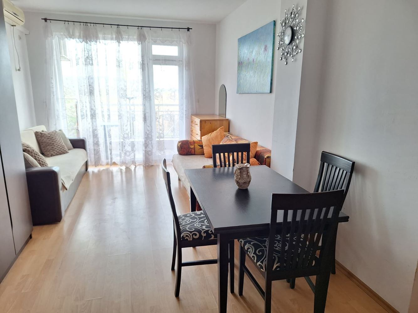 Просторная квартира с одной спальней в люксовом комплексе с бассейнами и спортивными удобствами