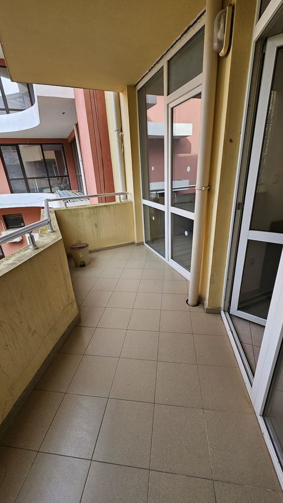   Квартира с одной спальней в 200 м от пляжа в Солнечном береге – отличная локация и инвестиционный потенциал