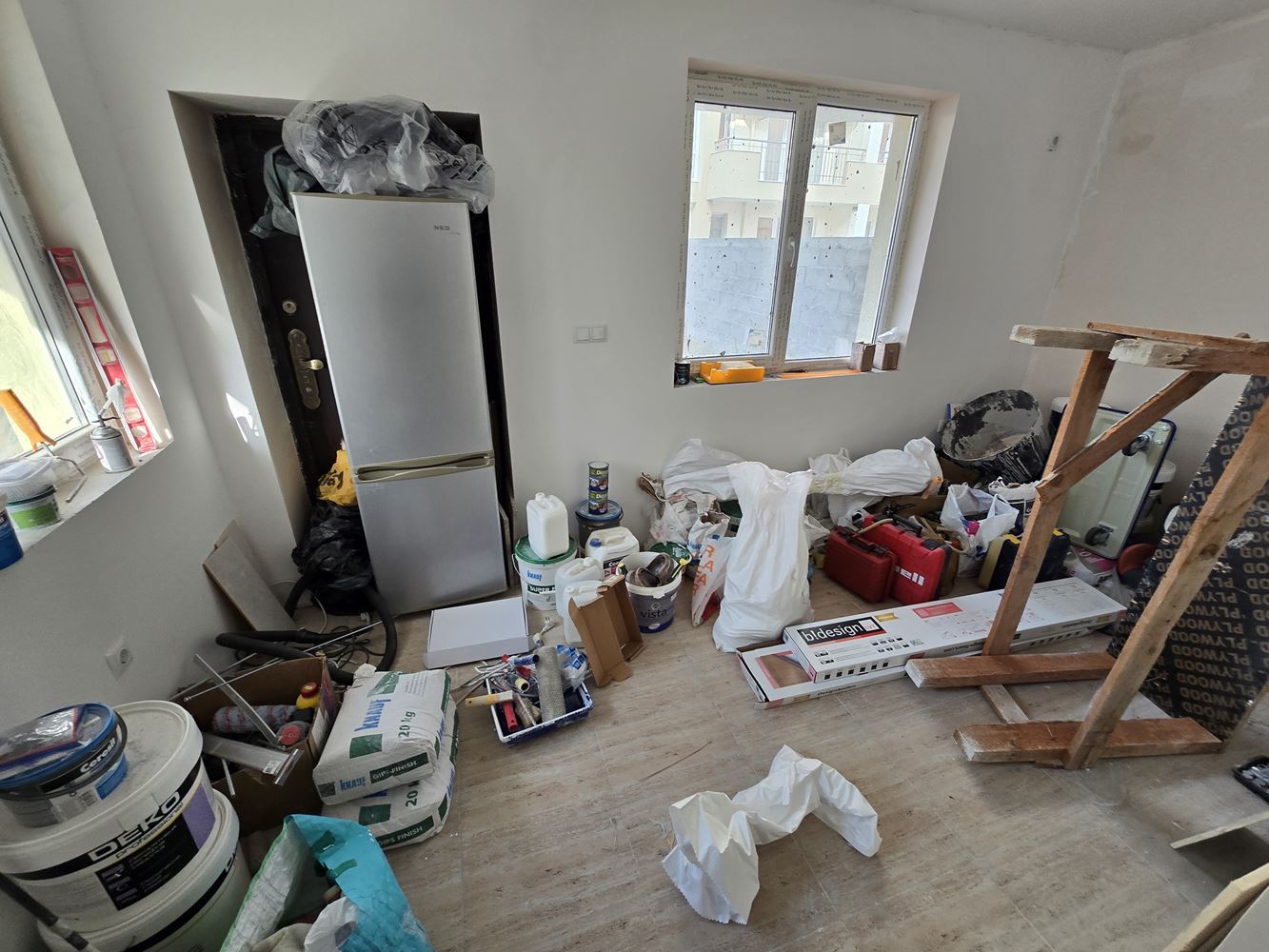 Новая студия с личным двориком – идеальное место для отдыха у моря в квартале Черно Море, Несебр