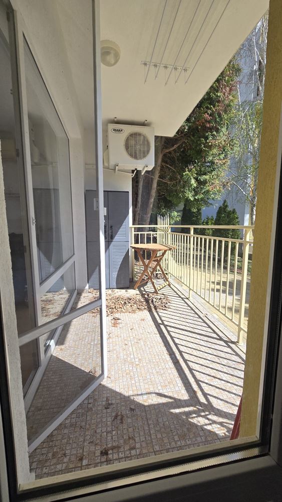 Стильный апартамент с одной спальней в элитном комплексе в Святом Власе – комфорт, спокойствие и круглогодичное удобство