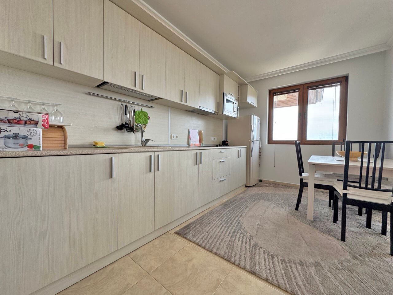 Просторная квартира с 2 спальнями в бутиковом комплексе в нескольких метрах от моря в Святом Власе 