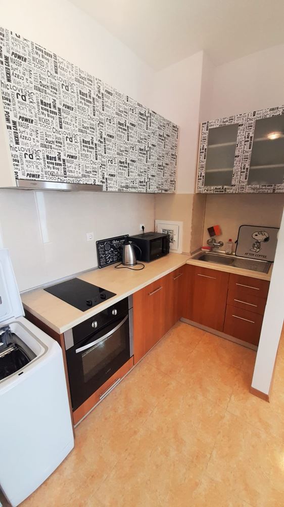 Просторная квартира с одной спальней в Солнечном Береге – всего в 300 м от пляжа