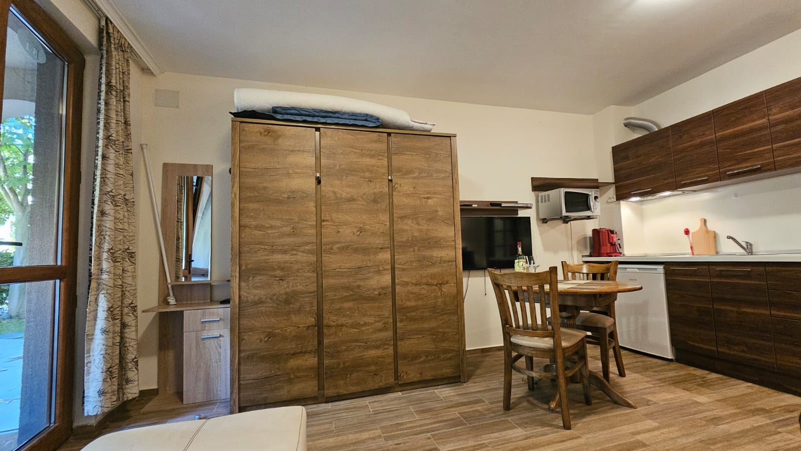 Студия в престижном комплексе в Солнечном Береге – полностью меблированная и готовая к использованию