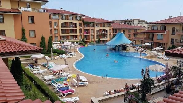 Трёхкомнатная квартира в 200 м от моря в Святом Власе с двумя террасами и частичным видом на море