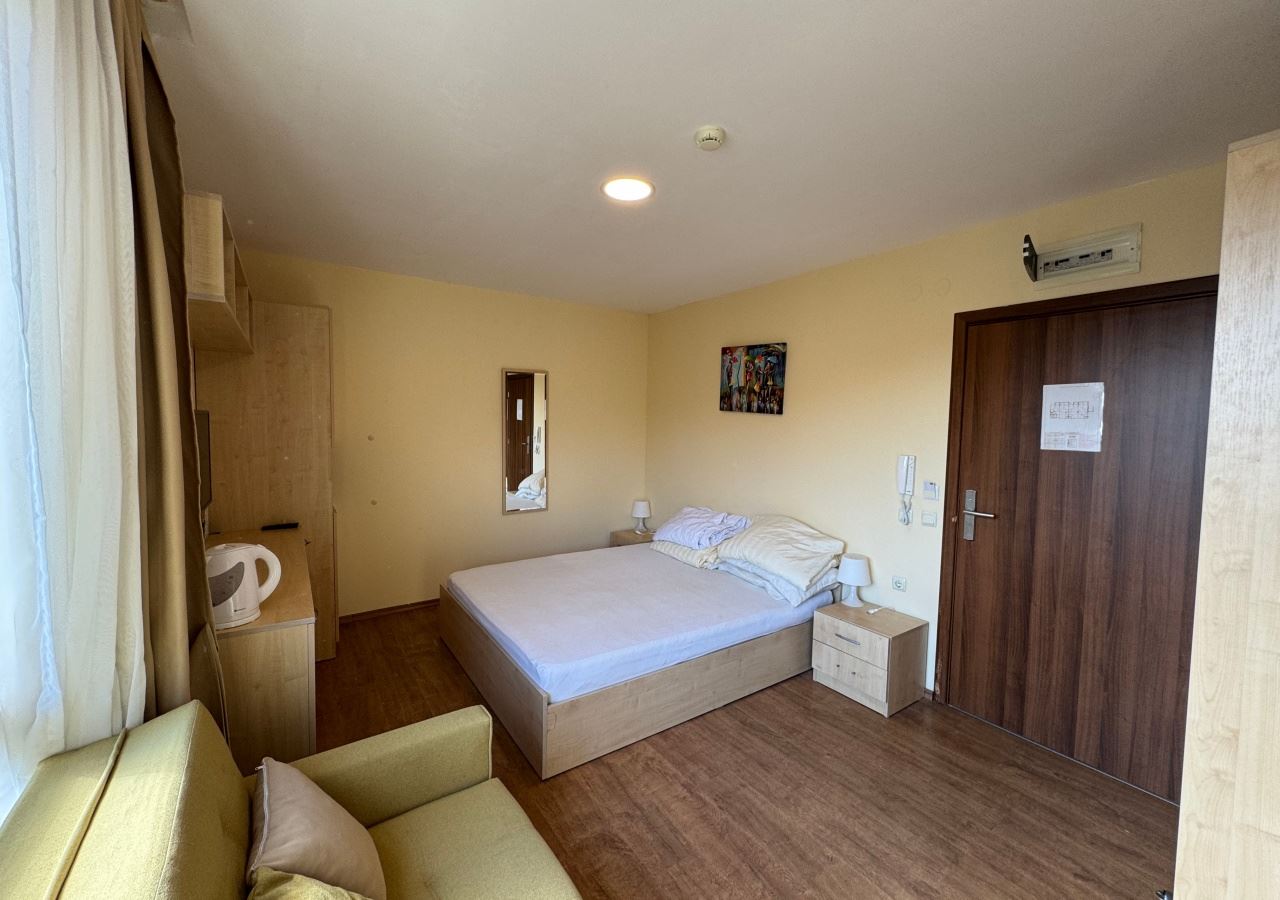 Студия на первой линии моря в Свети Влас – сочетание локации и комфорта