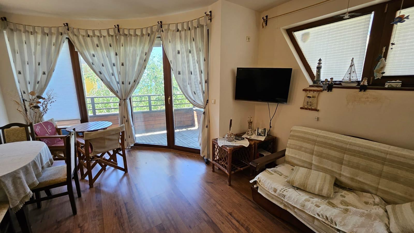 Квартира с одной спальней без таксы обслуживания в районе «Русалка», Свети Влас – отличный выбор для проживания и инвестиций