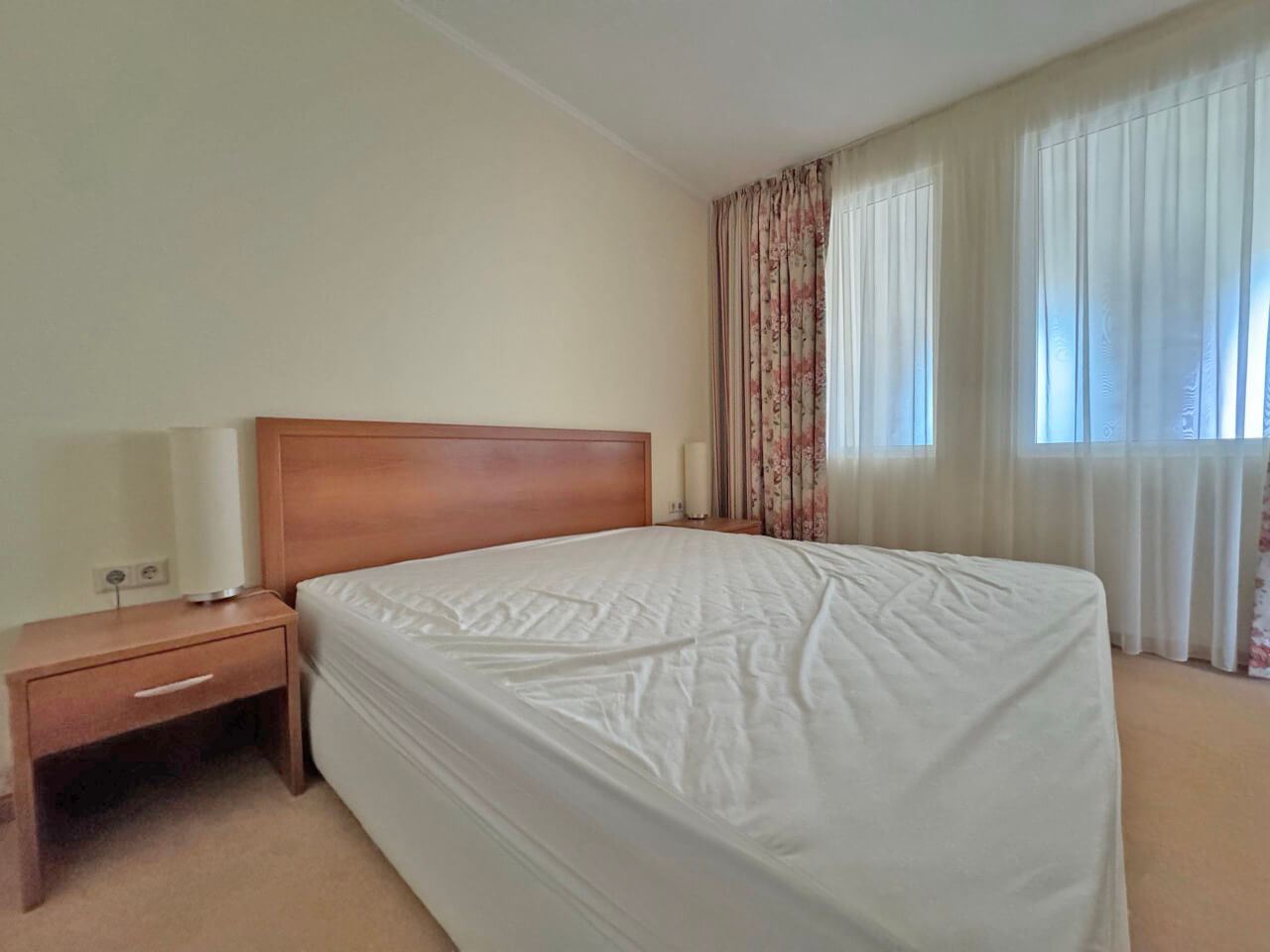 Эксклюзивный апартамент с одной спальней на первой линии в Помории – роскошь, престиж и инвестиция с мгновенной доходностью