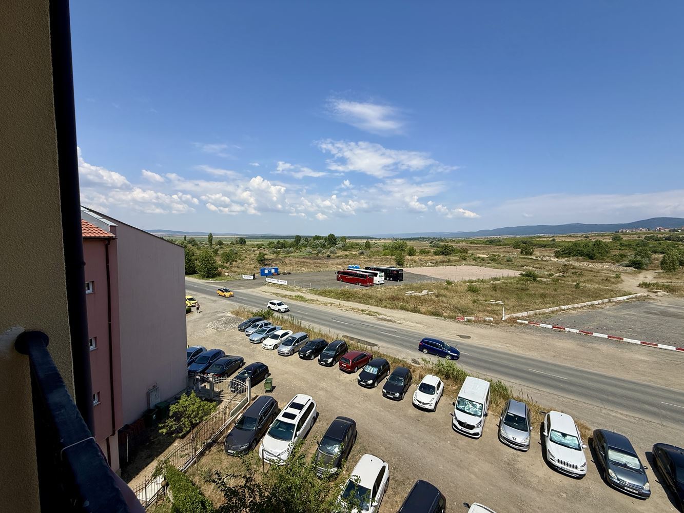 Просторная квартира с одной спальней рядом с супермаркетом Lidl в Солнечном Береге