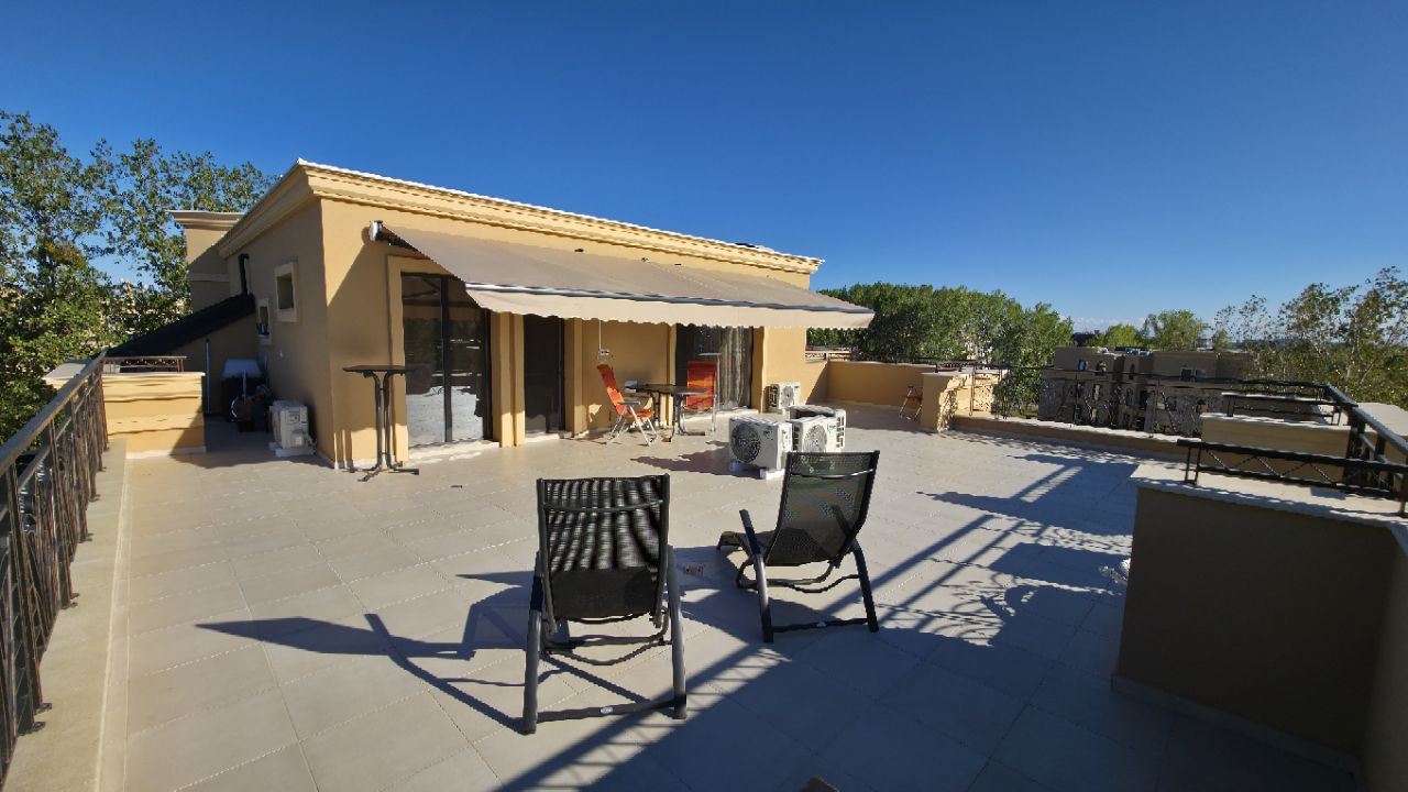 Пентхаус с впечатляющей террасой и панорамным видом – стиль и пространство на последнем этаже