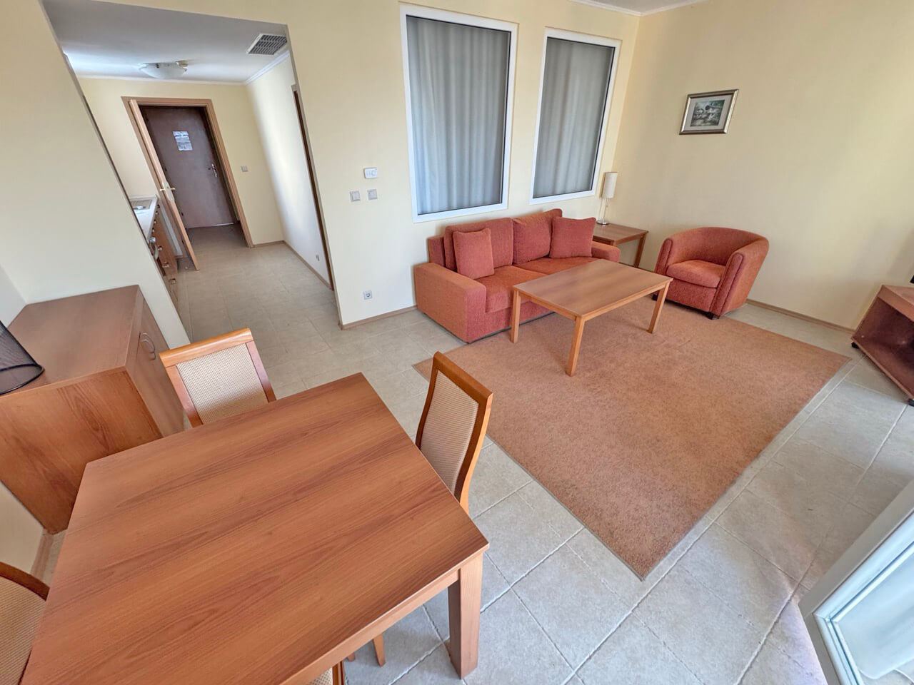 Эксклюзивный апартамент с одной спальней на первой линии в Помории – роскошь, престиж и инвестиция с мгновенной доходностью