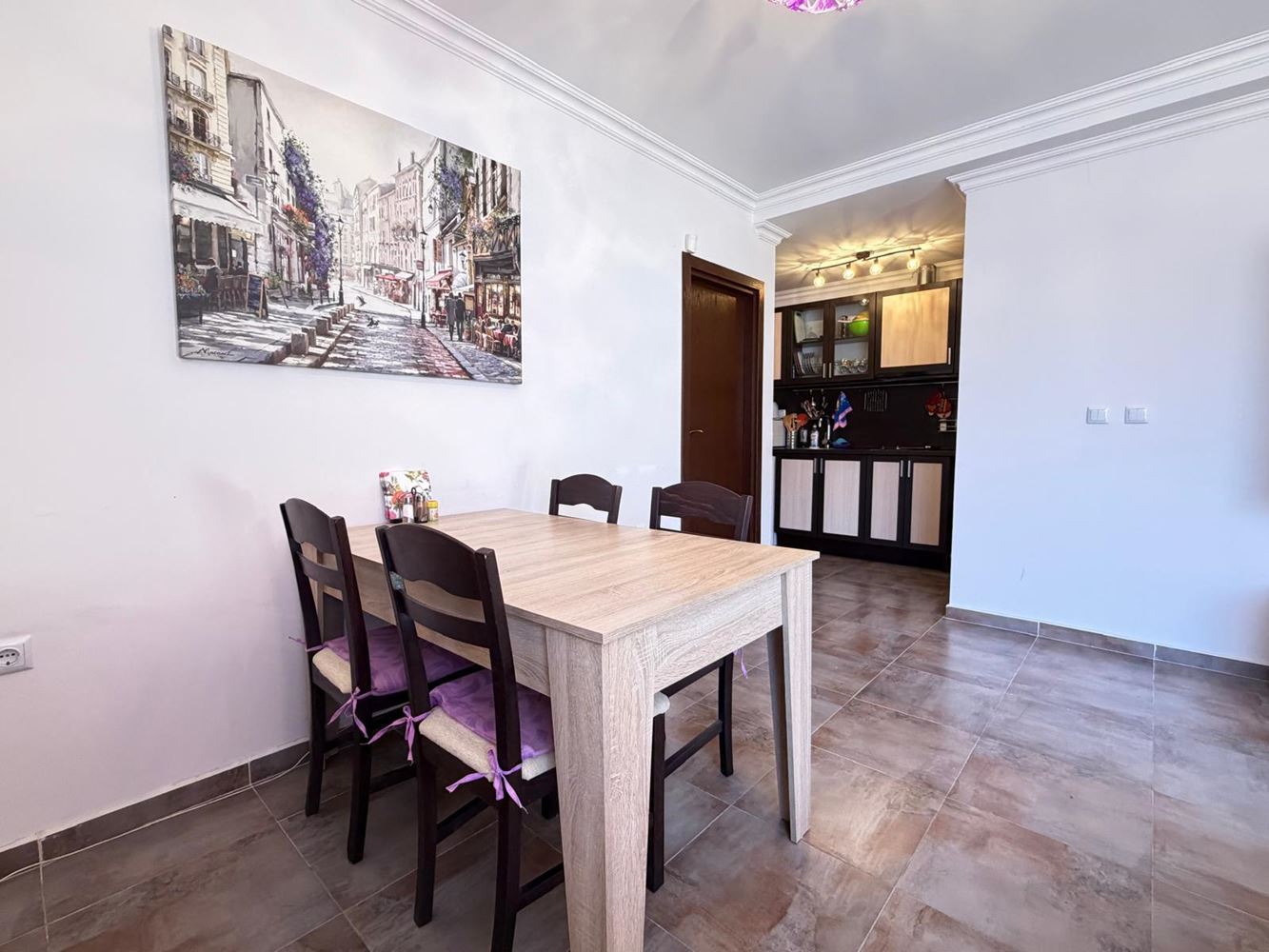 Комфортная двухкомнатная квартира с прямым выходом к бассейну – идеально для проживания и инвестиций