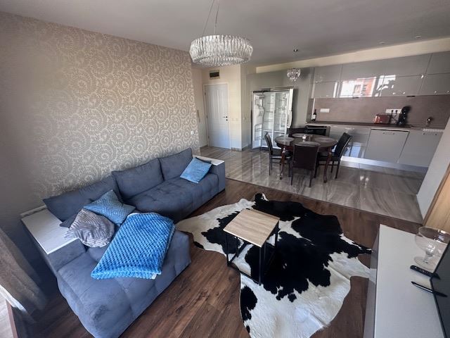 Пентхаус с панорамным видом на море и собственным выходом на пляж в Свети Влас