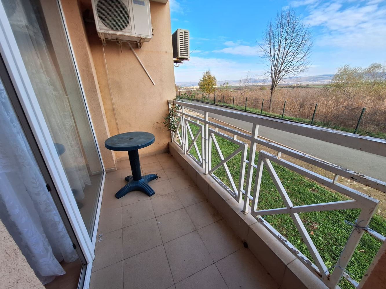 Просторная квартира с одной спальней в люксовом комплексе с бассейнами и спортивными удобствами