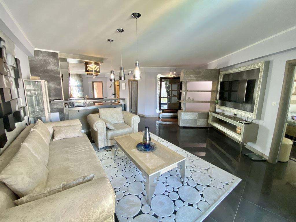 Уникальная двухуровневая квартира в комплексе премиум-класса в городе Несебр