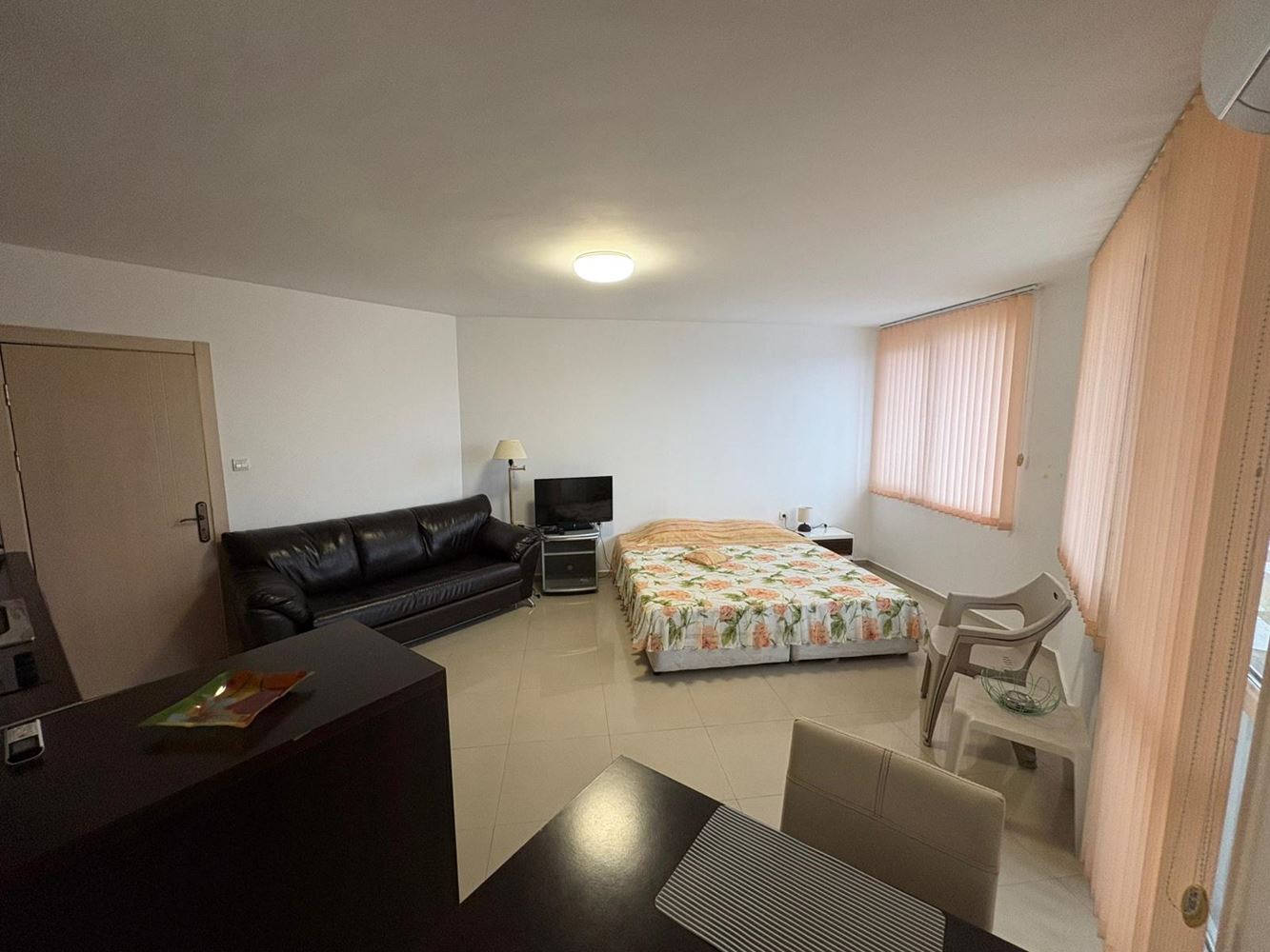 Меблированная студия в Поморие – отличное расположение, 400 м от моря и центра города