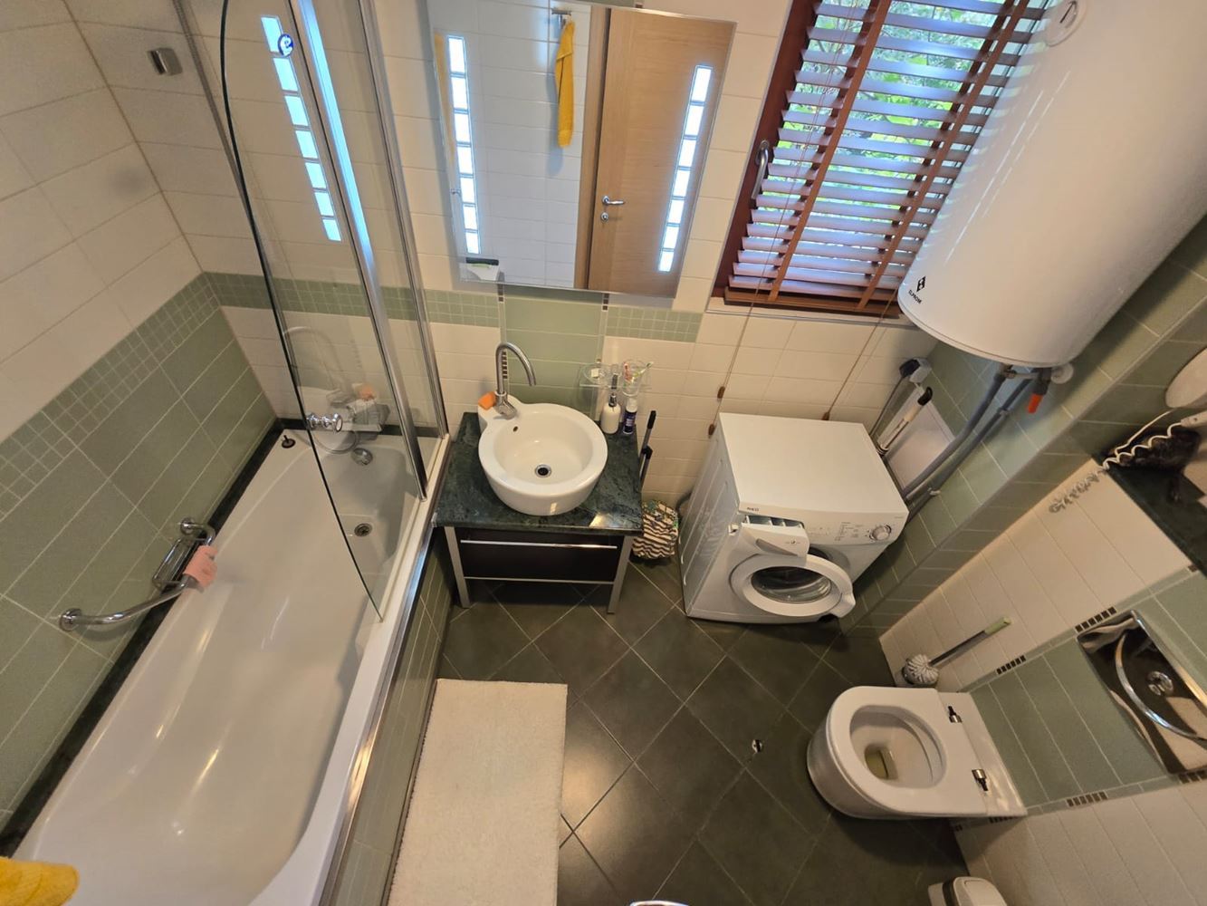 Роскошная студия на первой линии в Равда – стиль, комфорт и прямой доступ к пляжу