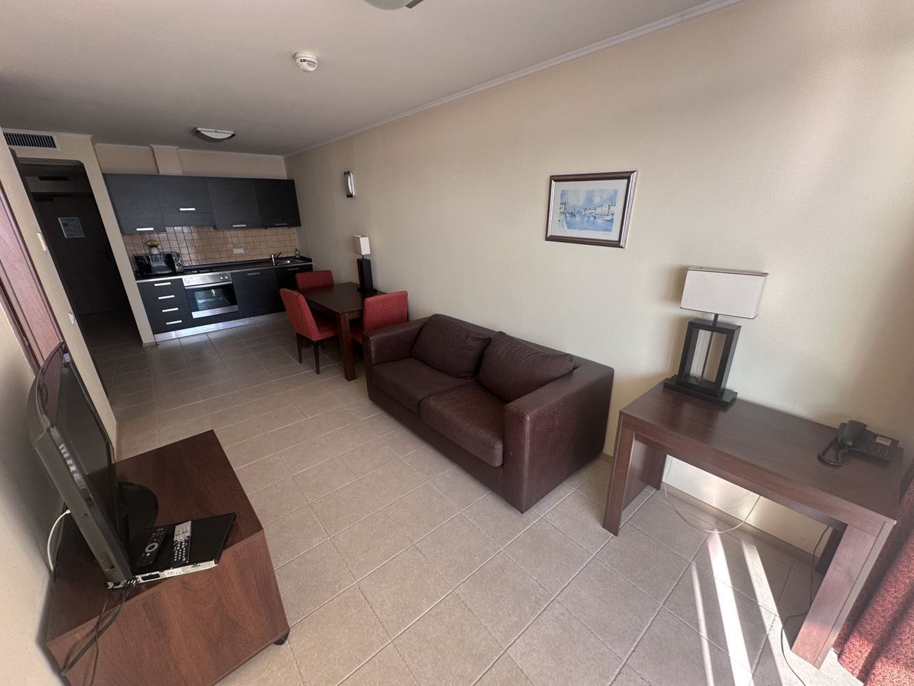 Апартамент с двумя спальнями в Поморие с фронтальным видом на море – роскошная жизнь на первой линии