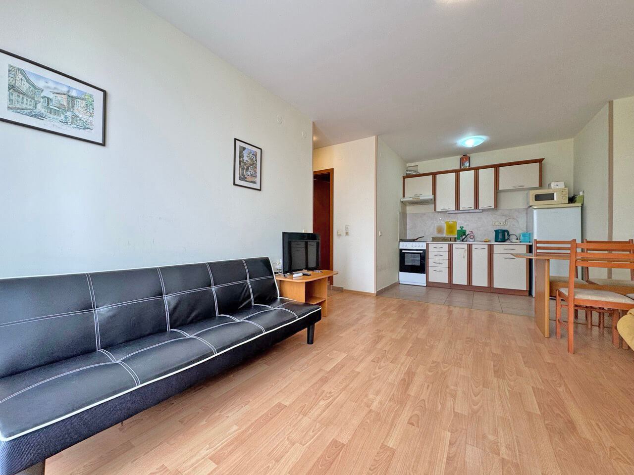  Просторная квартира с одной спальней с видом на бассейн в Солнечном Береге