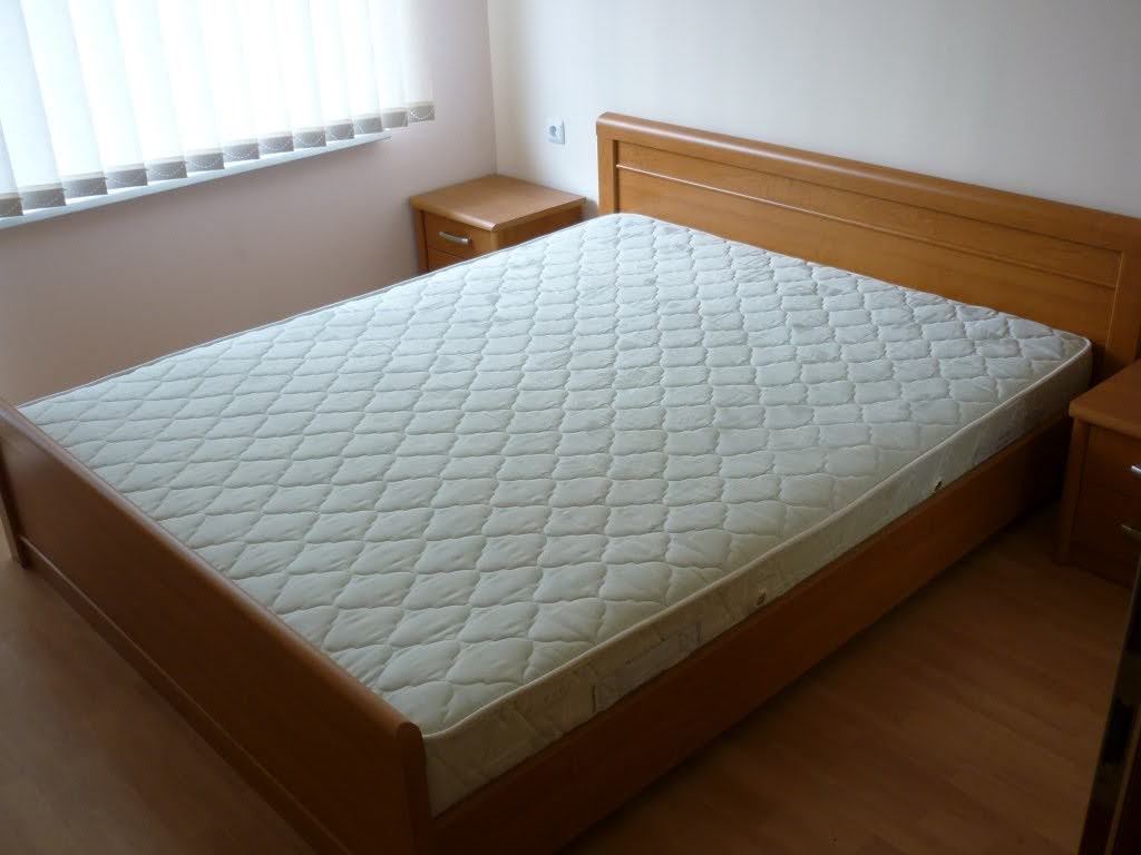 Обставленная квартира с одной спальней на первой линии с видом на море в Элените