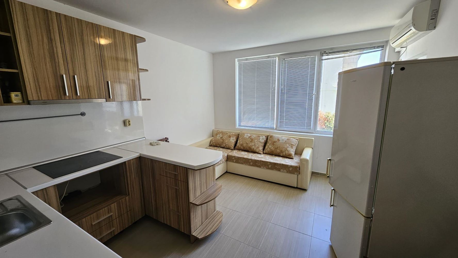  Двухкомнатная квартира в 50 метрах от моря без таксы за обслуживание – Ахтопол